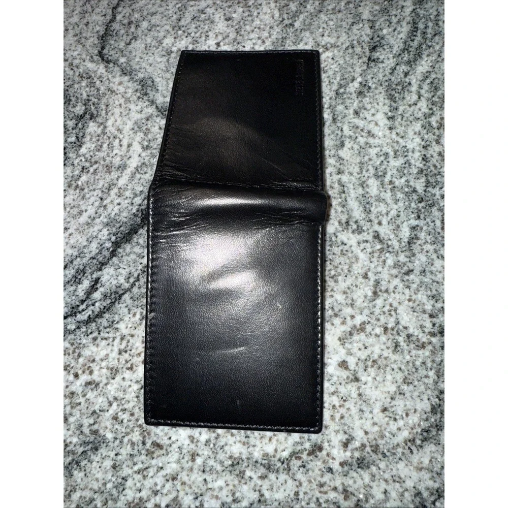 Steve Madden Men's Bi‎ - Fold Black Leather Wallet With Flip ID RFID Card Holder